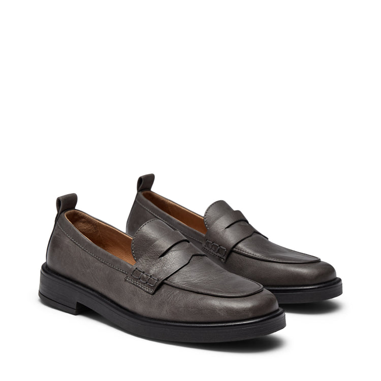 Pavement Shelly Loafers Dark grey 051
