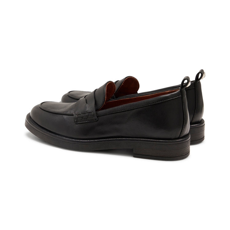 Pavement Shelly Nappa Loafers Black 020