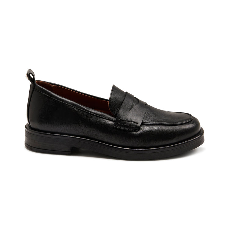 Pavement PAShelly Nappa Loafers Black 020